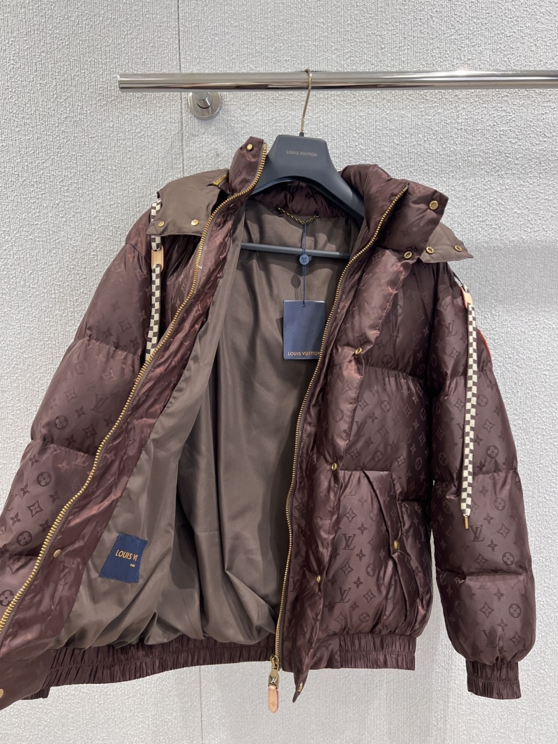 l0vis Vvtt0n outwear